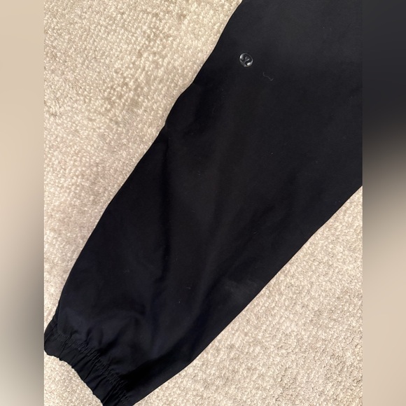 Lululemon joggers, size 32 - Picture 6 of 6